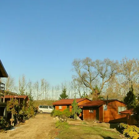 Holiday home Гостевой Домик Райский Сад *
